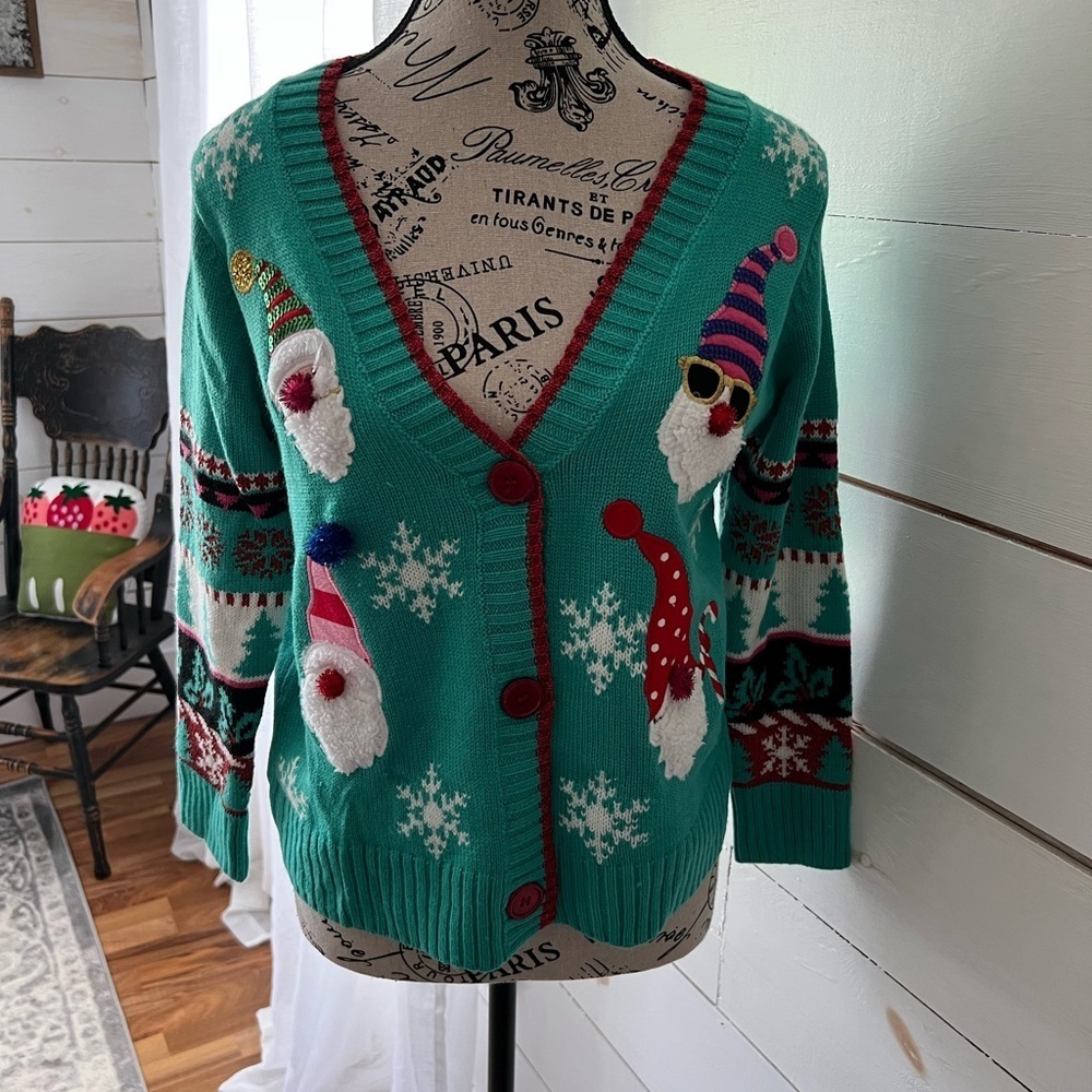 Major Label Group Festive Green Christmas Sweater with Santa Design, small, EUC